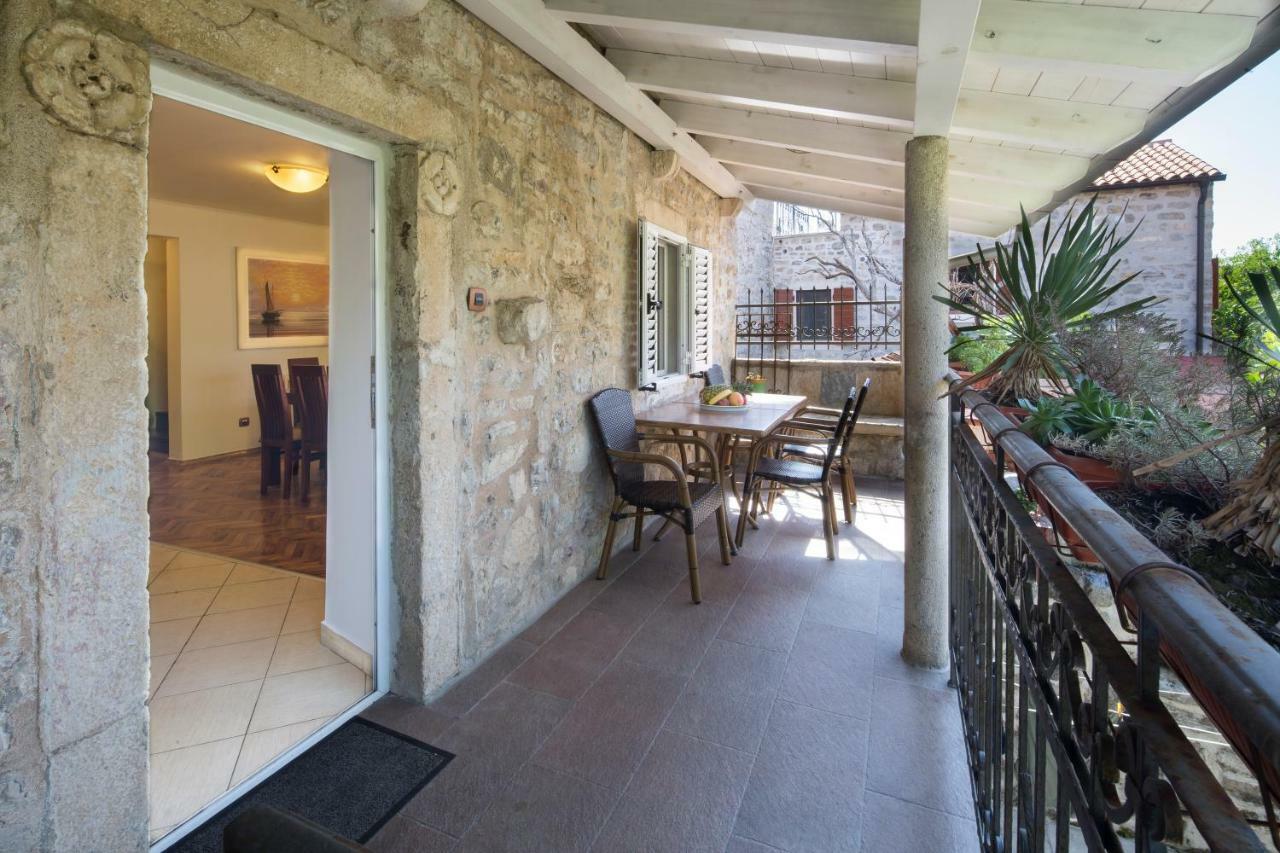 Apartment Kovacevic Old Town Budva Buitenkant foto