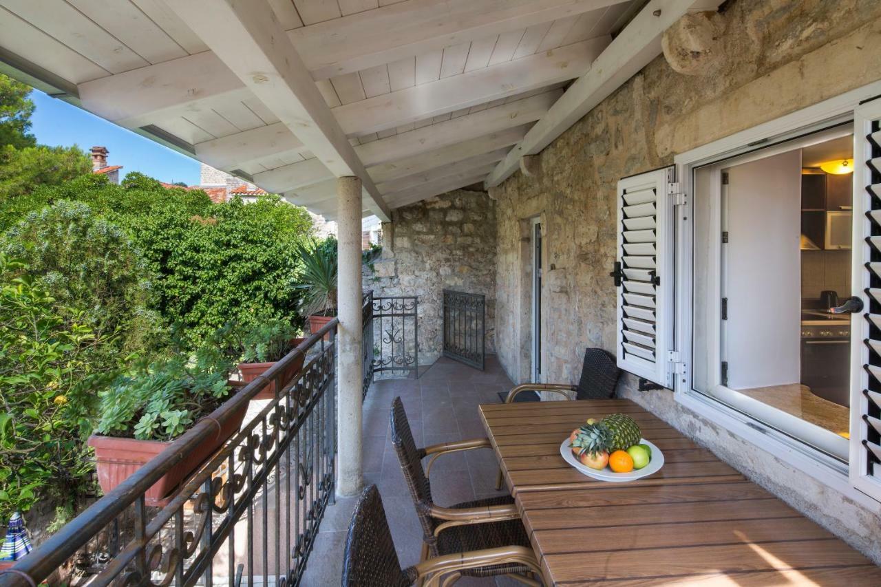 Apartment Kovacevic Old Town Budva Buitenkant foto